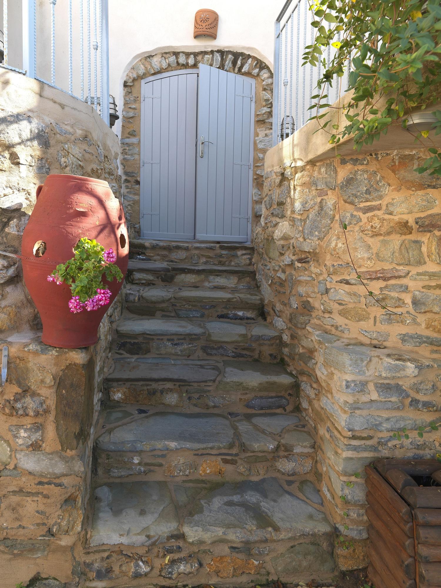 Cressa Ghitonia Village Sitia (Crete)